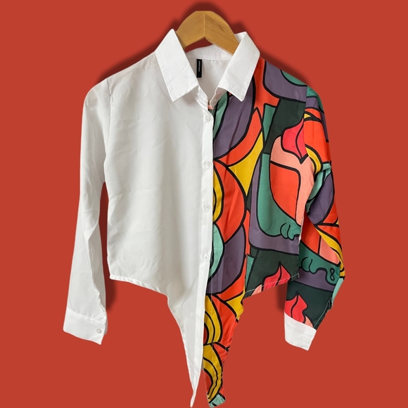 Vero Moda Top with one side printed. - Picture 4 of 7